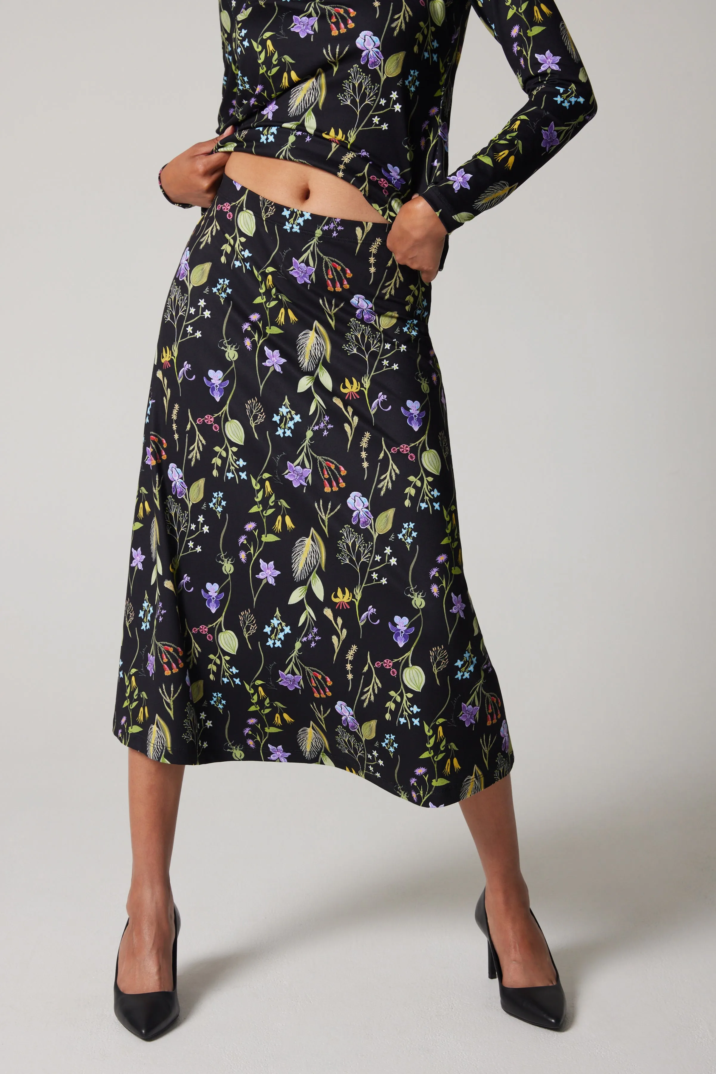 A-Line Skirt - Laurentian Flowers - Black