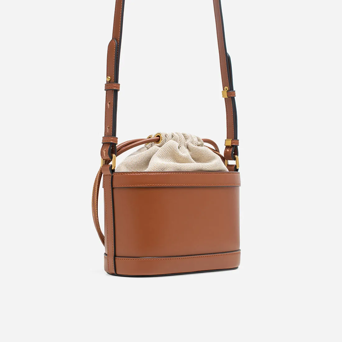 Avenue Bucket Bag