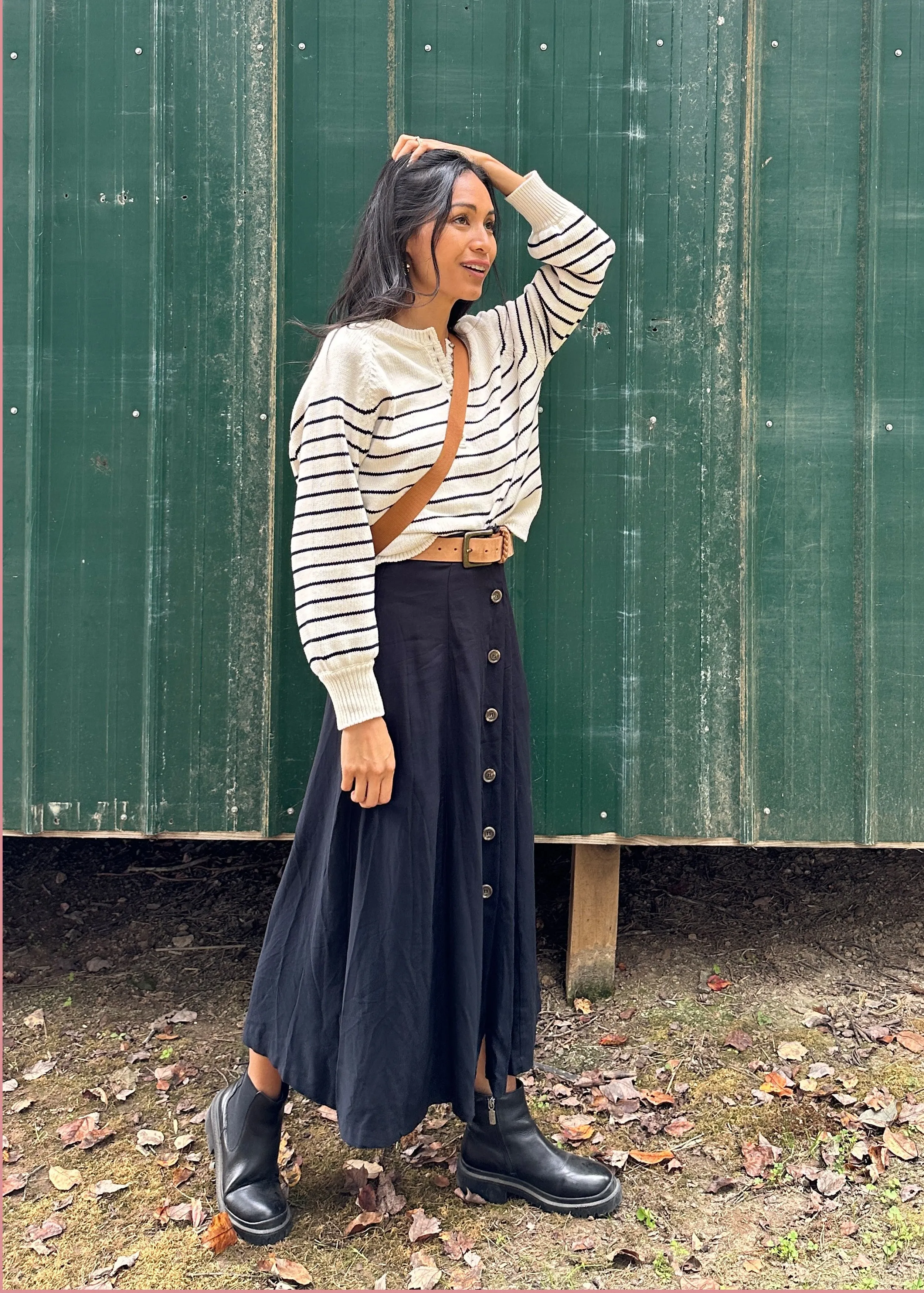 button-down midi skirt in ebony