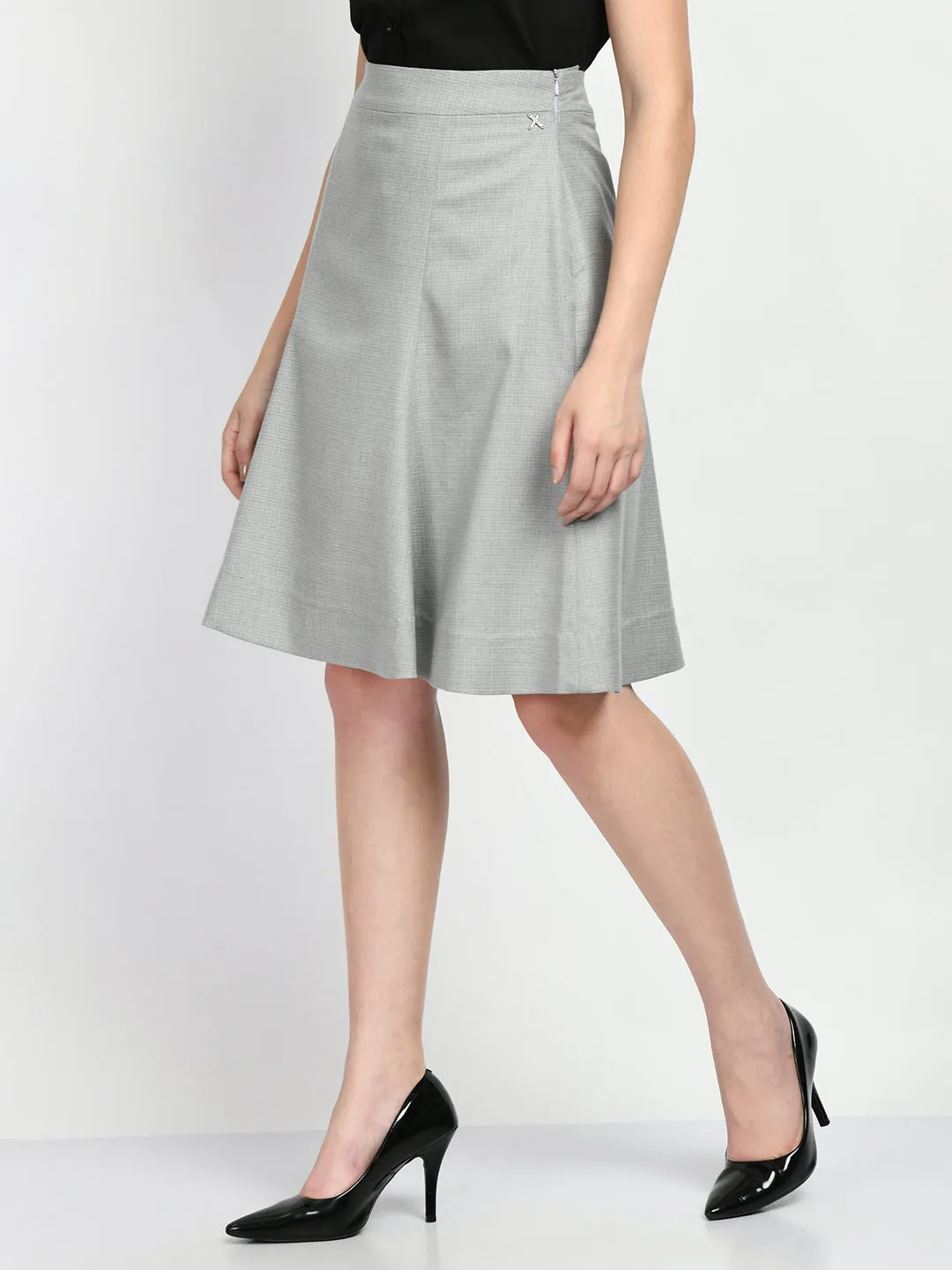 Exude Decisiveness Checked A-line Skirt (Grey)