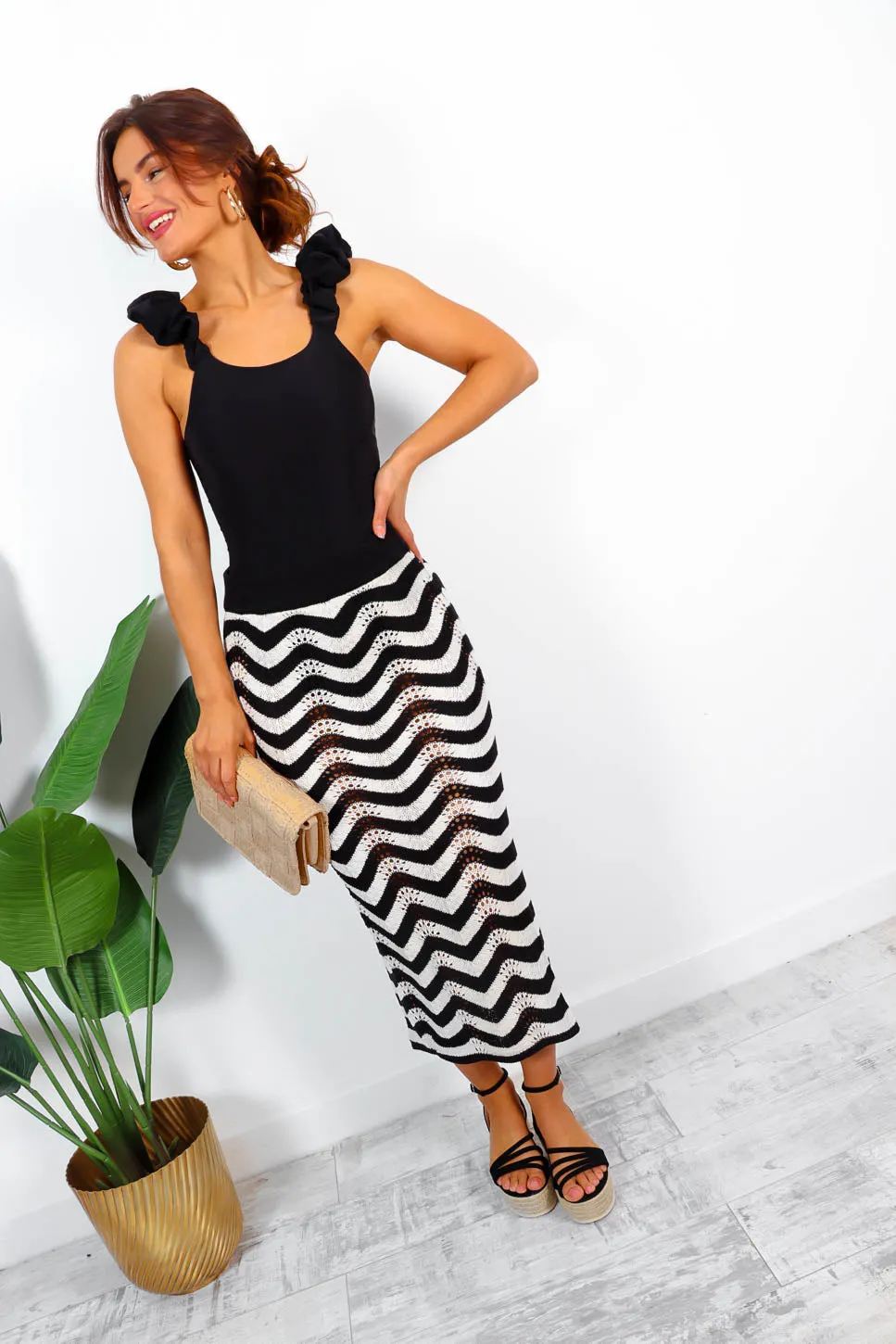 Hip Hip Crochet - Black White Midi Skirt