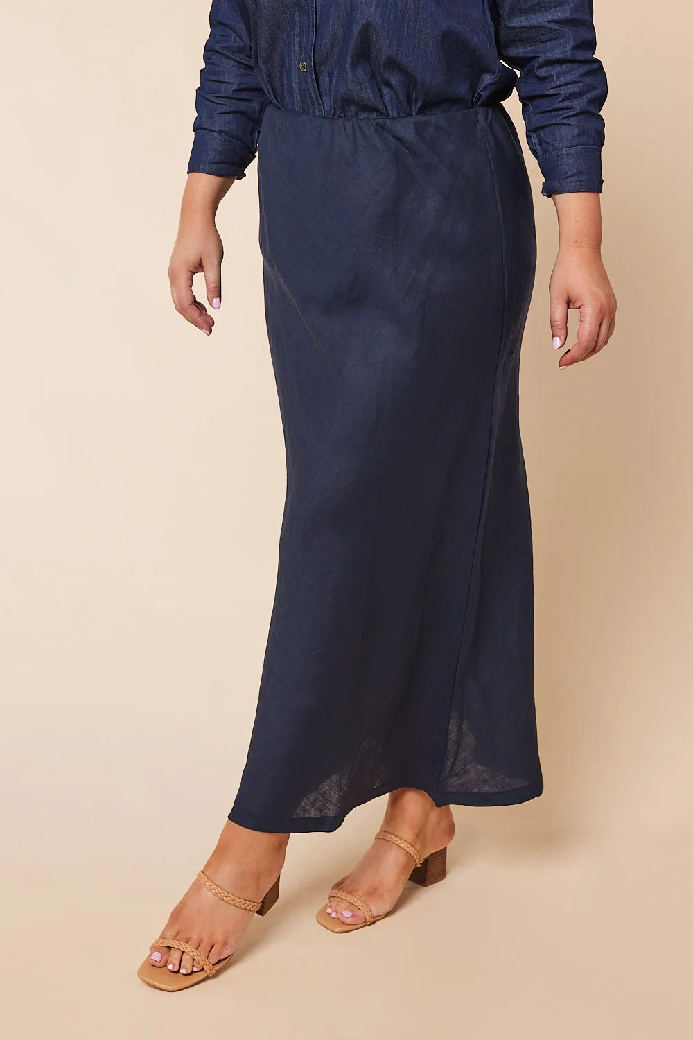 Katie Bias Cut Linen Skirt in Navy