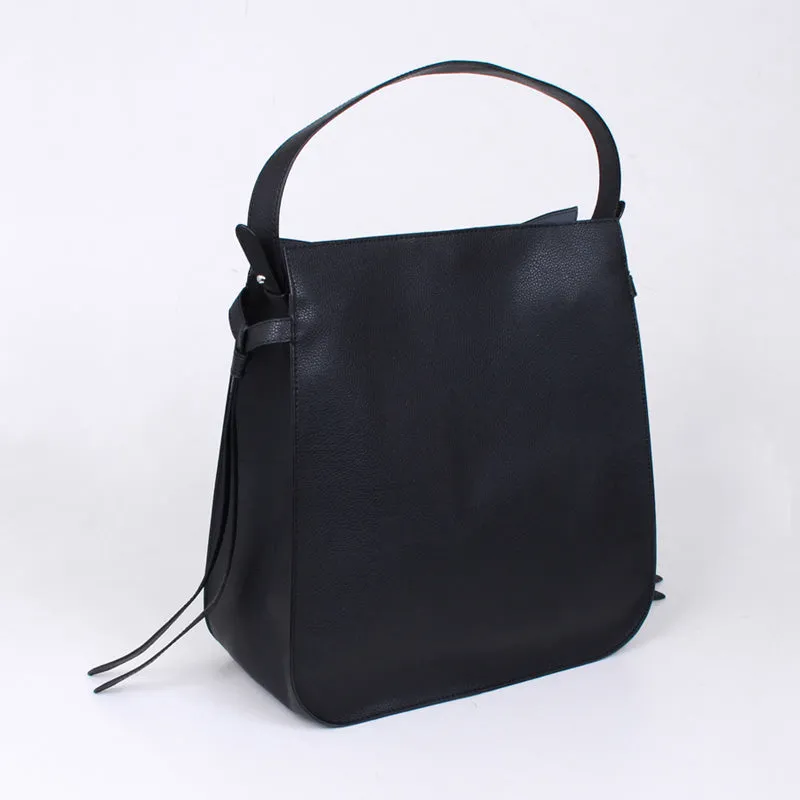 lisa black shoulder bag