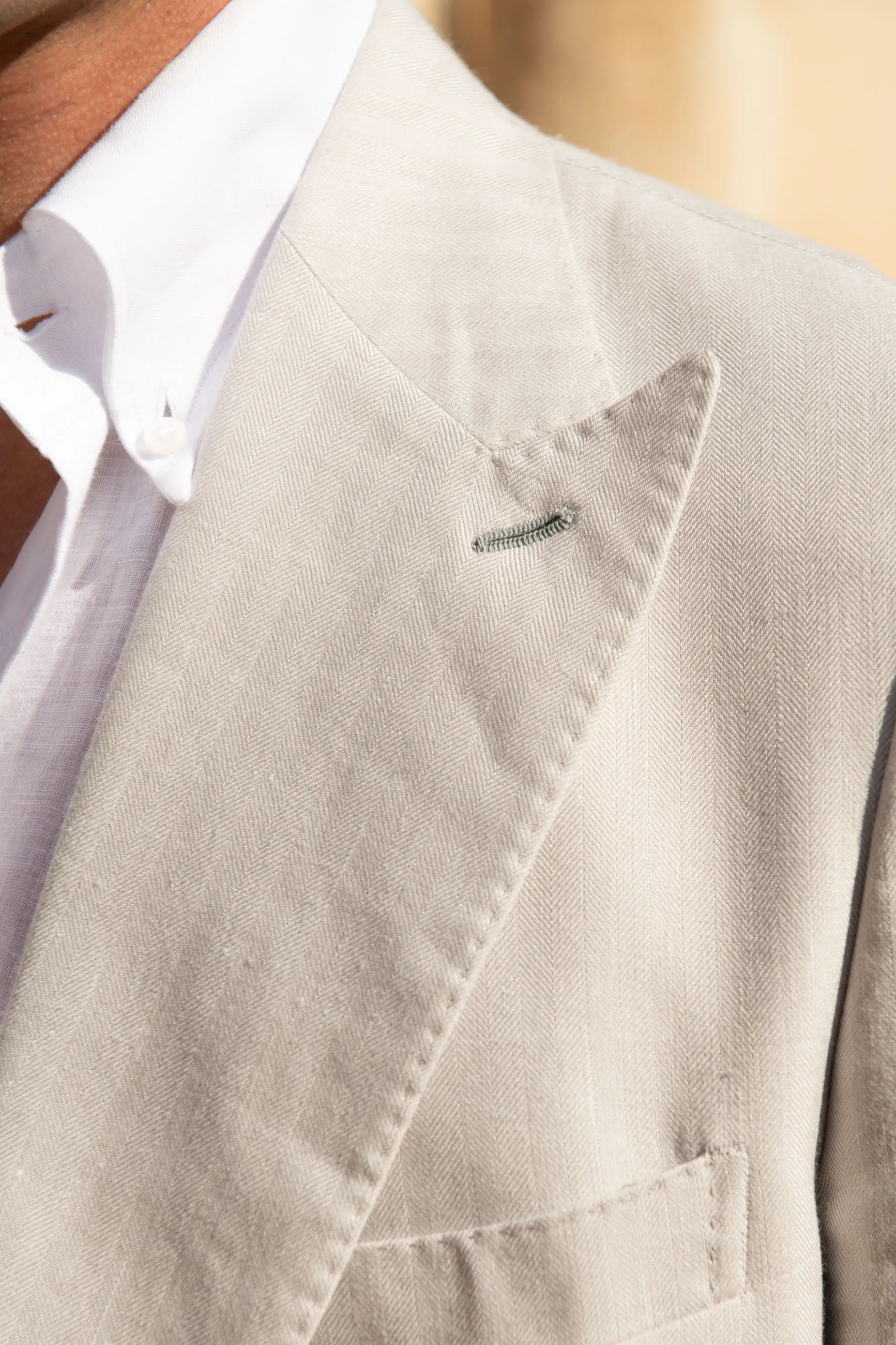 Natural herringbone double breasted suit - Made in Italy