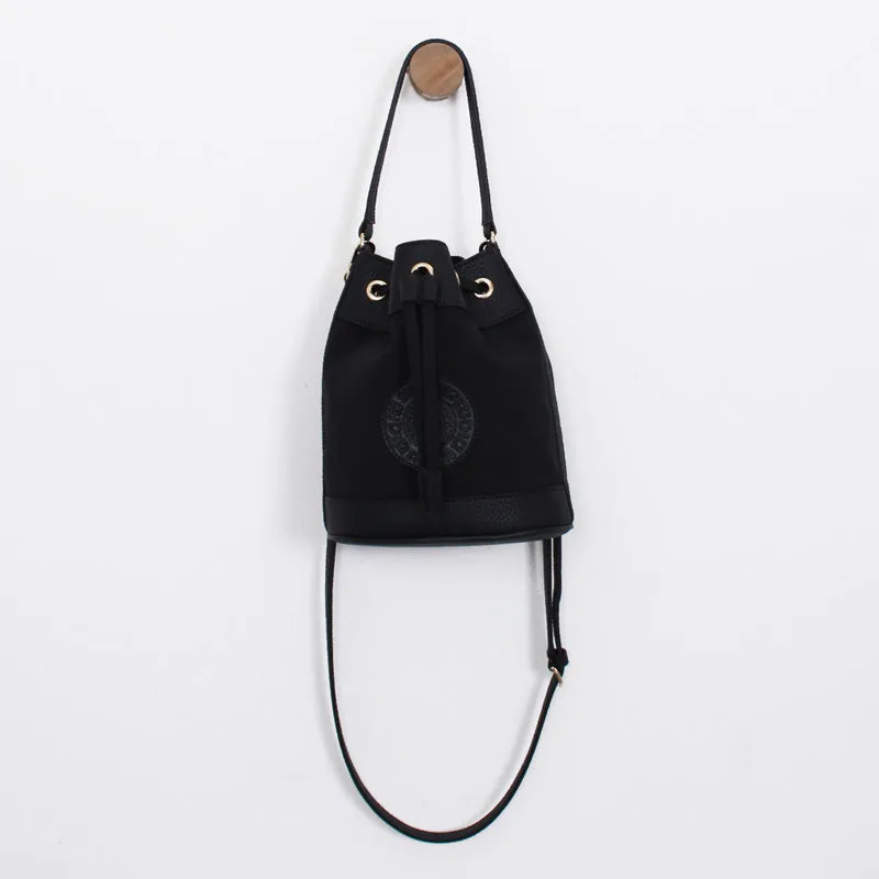 rio shoulder black bucket bag