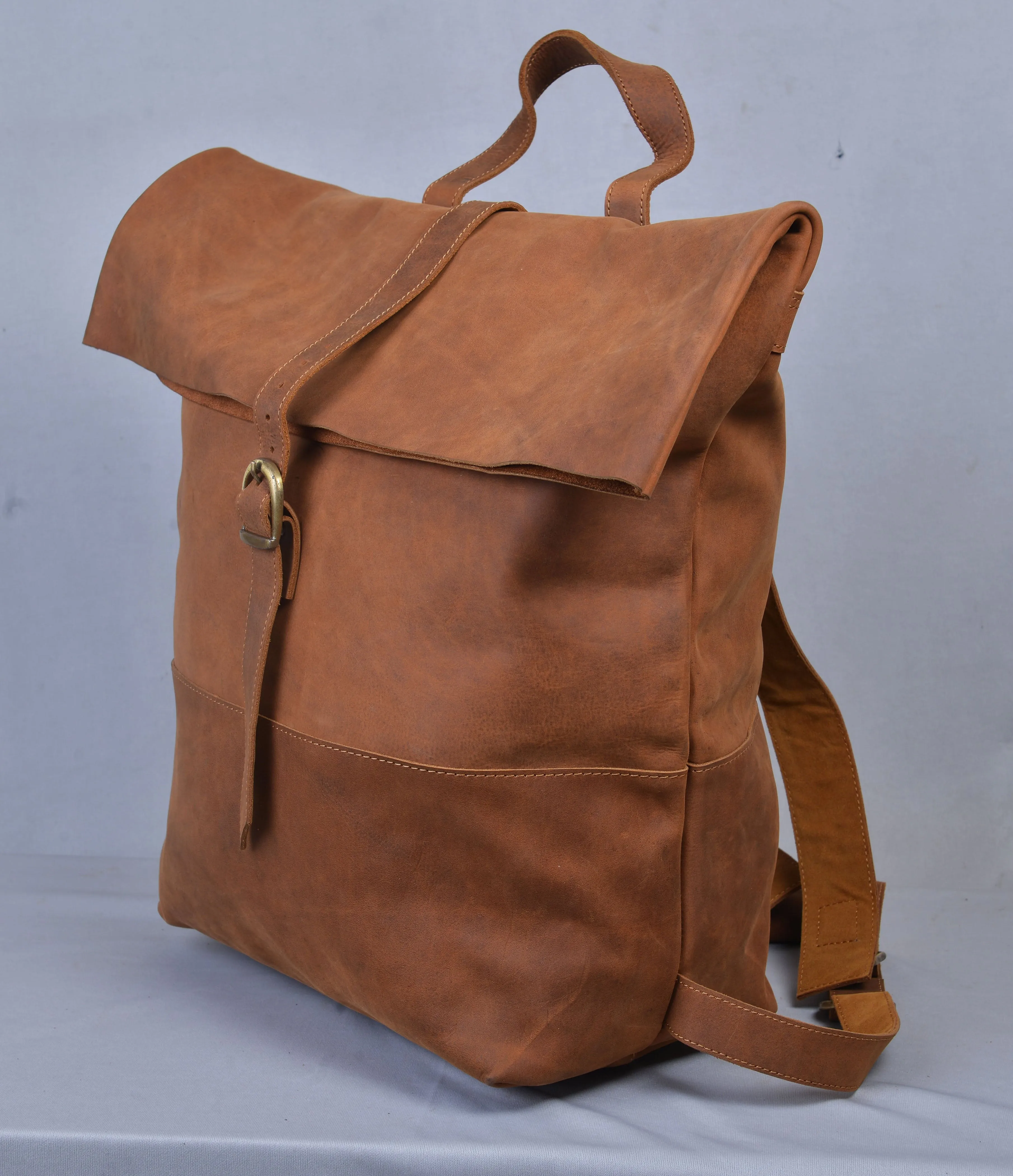 Wiggins Roll Top Vintage Style backpack